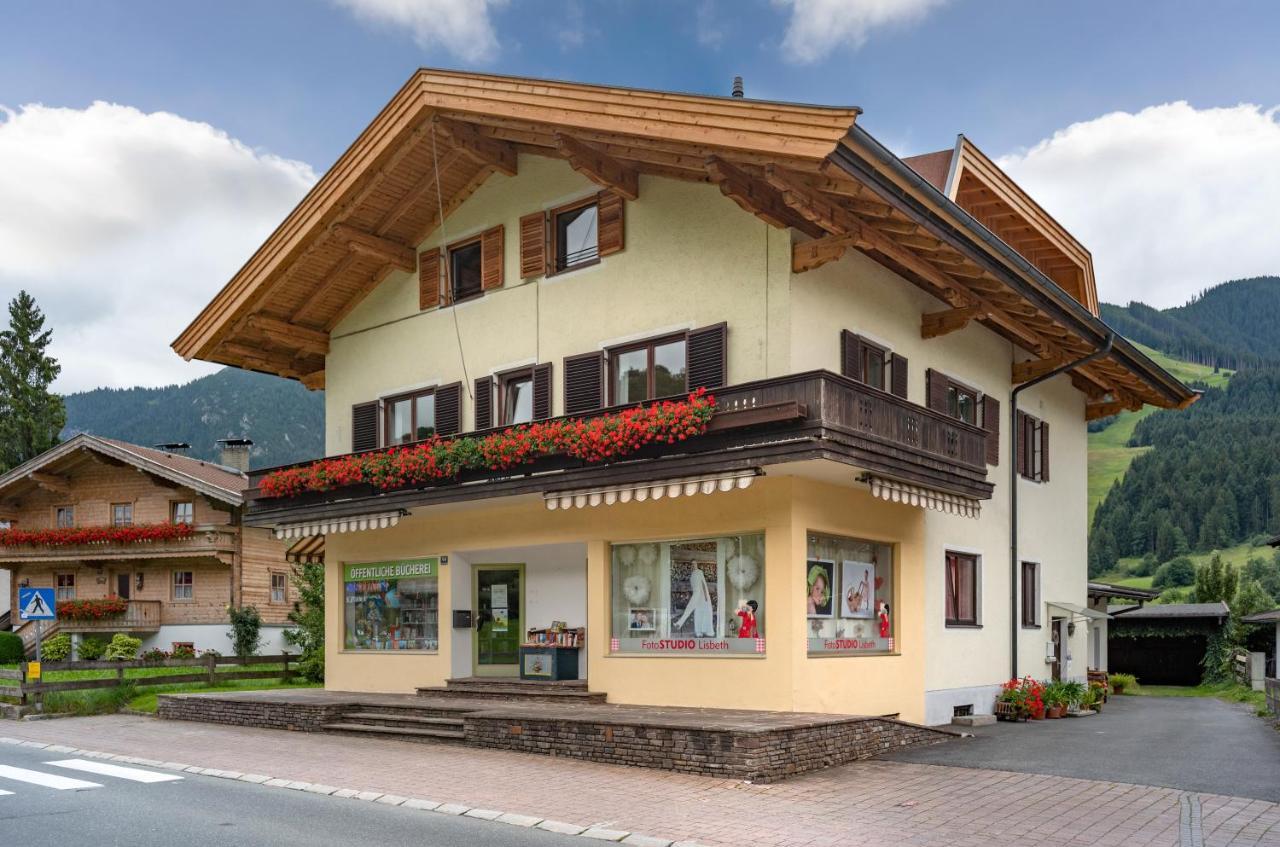 Marias Alpen Apartment By Alpine Host Helpers Brixen im Thale Extérieur photo